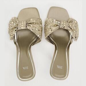 ZARA Bow Heels NWT